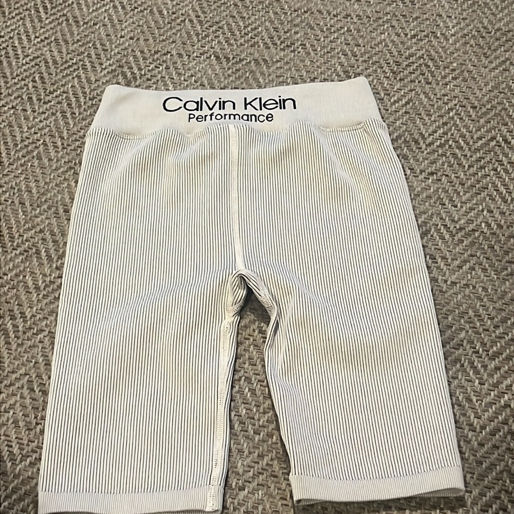 Performance Ribbed High Waist Bike Shorts